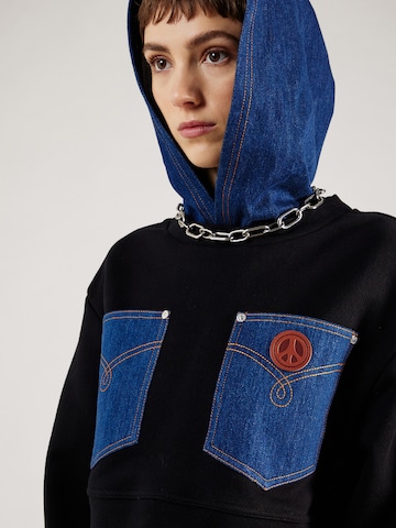 Moschino Jeans Sweatshirt i svart