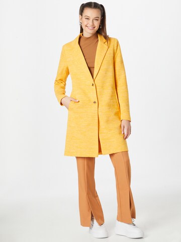 ONLY معطف لمختلف الفصول 'Carrie Mel' بلون أصفر: الأمام