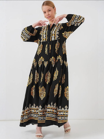 Bigdart Jurk in Zwart: voorkant