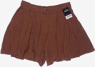 VILA Shorts in XL in Brown: front