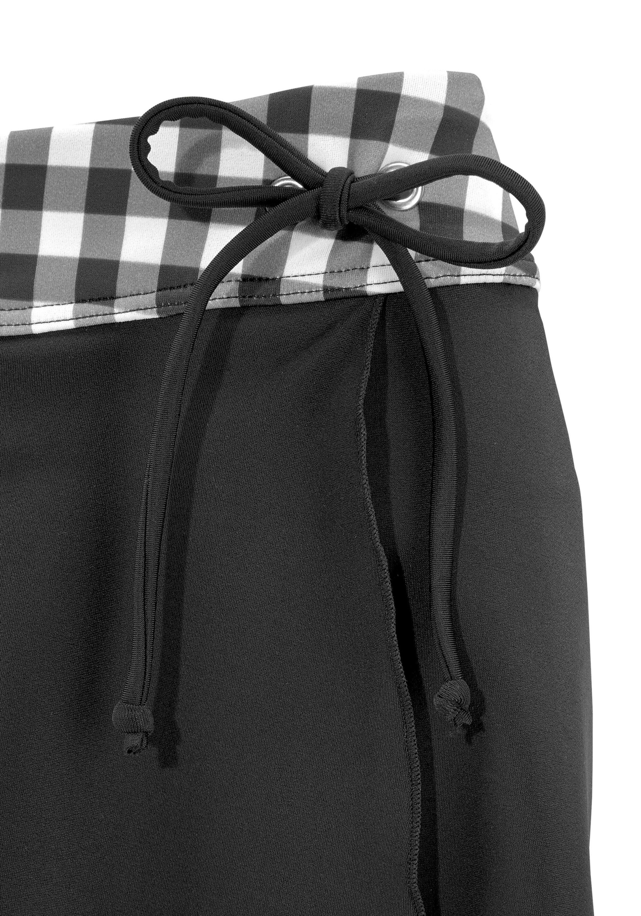 LASCANA Bikinihose in Schwarz