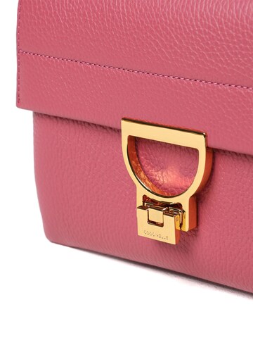 Borsa a tracolla 'Arlettis Handbag Grained Leather' di Coccinelle in rosa