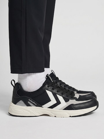 Hummel Platform trainers in Black: front