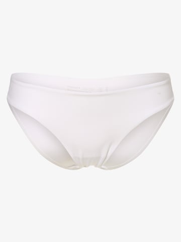 TRIUMPH Panty 'Body Make-Up Essentials Tai' in White: front