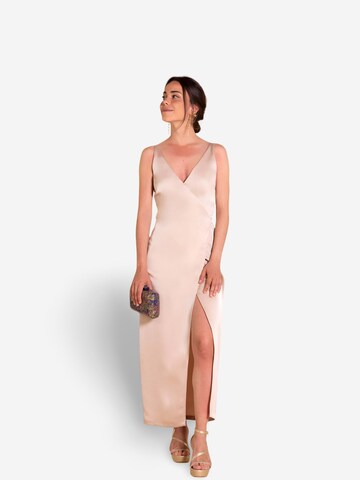 THE-ARE - Vestido en rosa: frente