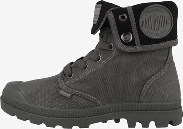 Palladium Boots 'Baggy' in Grey