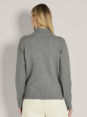 Pull-over MADELEINE en gris