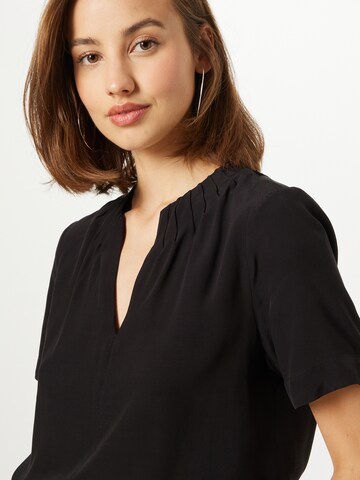 s.Oliver BLACK LABEL Blouse in Black