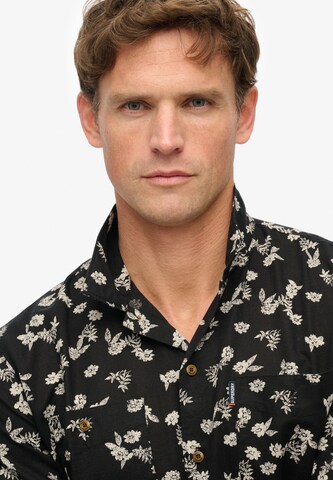 Coupe regular Chemise Superdry en noir