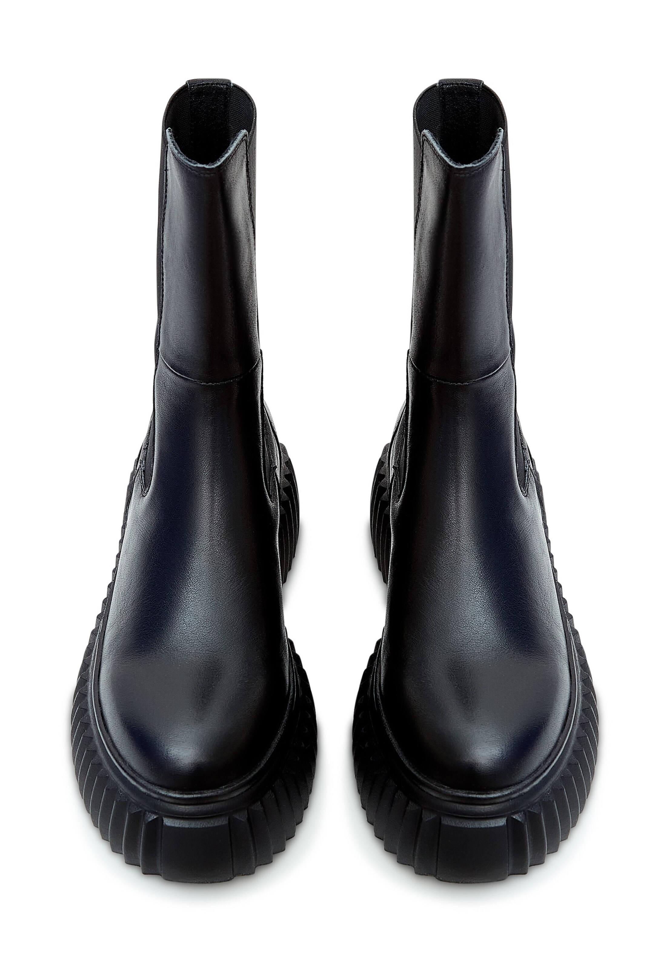 CESARE GASPARI Chelsea Boots in Black