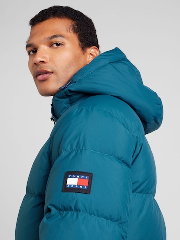 Tommy Jeans - Chaqueta de invierno 'Essential' en verde