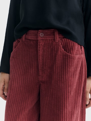 Thinking MU Loosefit Kalhoty 'Hedda' – červená