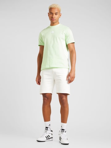 QS Regular Shorts in Weiß