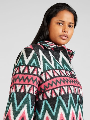 Cardigan 'Azteken' ONLY Carmakoma en mélange de couleurs