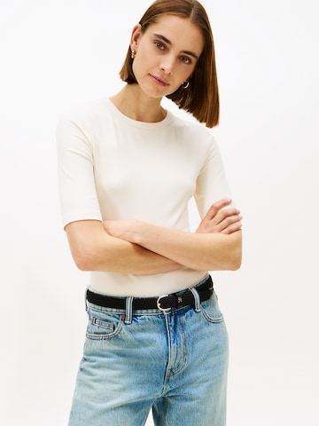 TOMMY HILFIGER Футболка в Бежевый: спереди