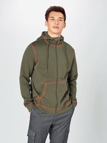 Urban Classics Regular fit Zip-Up Hoodie in Green: front