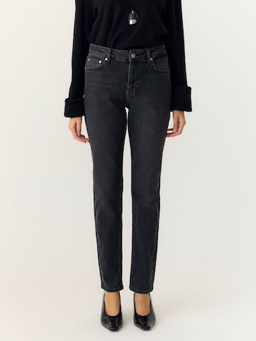 Slimfit Jeans 'SELMA' di YAS in grigio: frontale