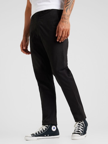 Calvin Klein Slim fit Chino trousers in Black: front