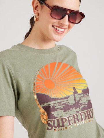 Superdry Tričko 'TRAVEL SOUVENIR' - Zelená
