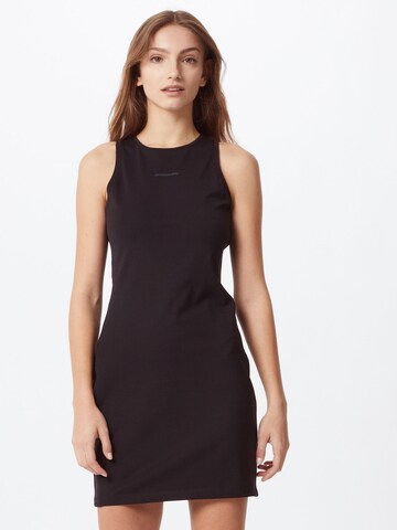 Rochie de la Calvin Klein Jeans pe negru: față