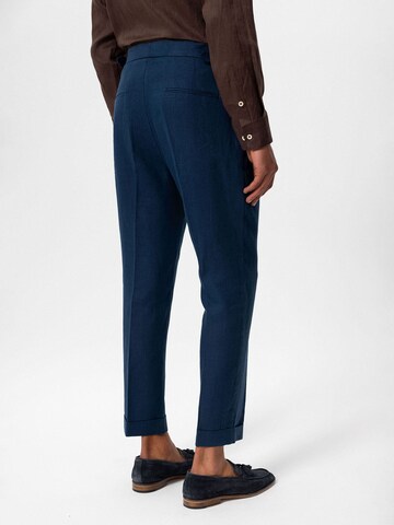 Tapered Pantaloni cutați de la Antioch pe albastru