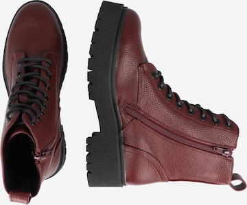 BULLBOXER Lace-Up Ankle Boots in Red