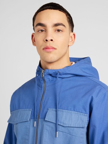 LEVI'S ® Демисезонная куртка в Синий