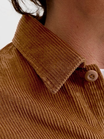 JACK & JONES Regular fit Srajca 'JJEREGENT' | rjava barva