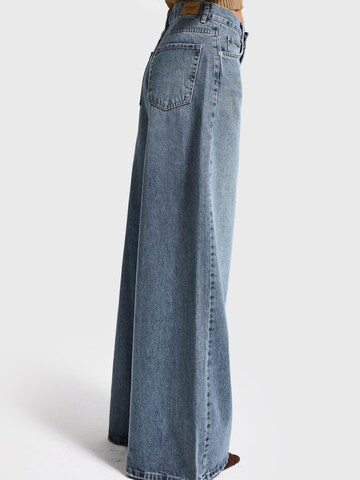 Wide Leg Jean 'ELENA PALAZZO MID RISE JEANS' IT'S BASIC en bleu