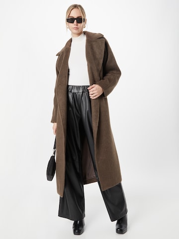 WEEKDAY Between-Seasons Coat 'Kia' in Brown