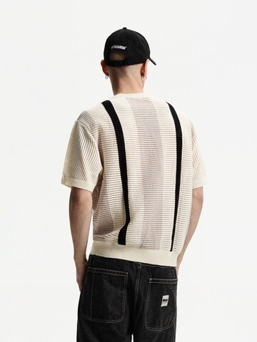 Bershka Shirt in Beige