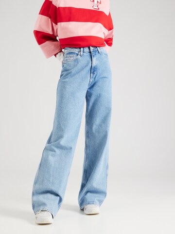 Tommy Jeans Wide leg Jeans 'CLAIRE WIDE LEG' in Blauw: voorkant