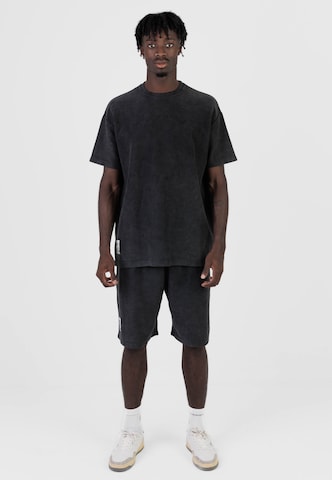 Maglietta di Kleinigkeit in nero