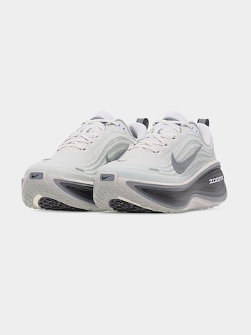 NIKE Laufschuh 'Vomero Plus' in Weiß