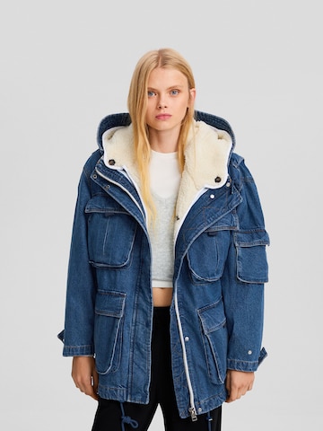 Parka d’hiver Bershka en bleu : devant