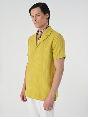 Antioch Regular fit Риза в жълто