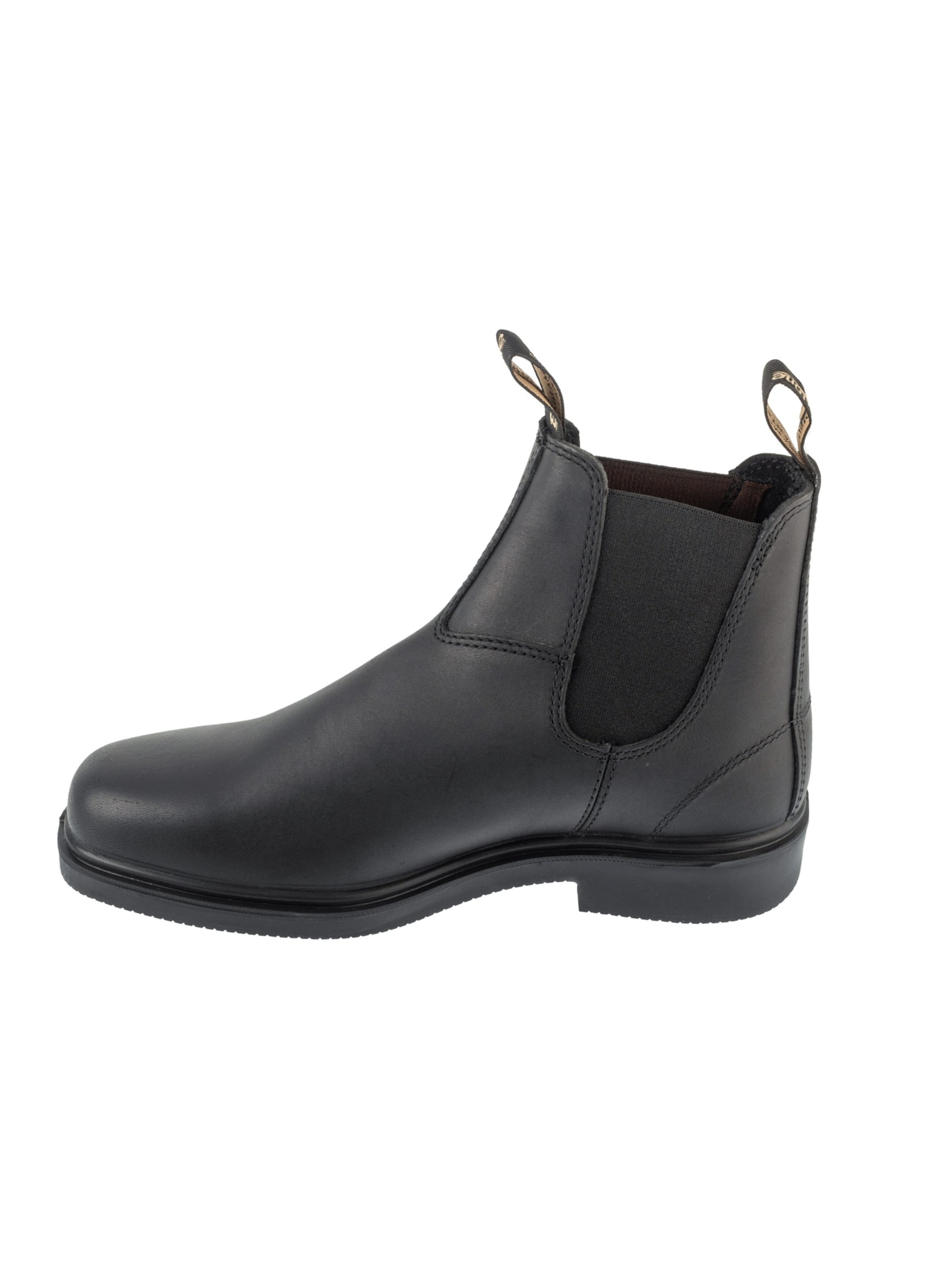 Blundstone Booties in Black