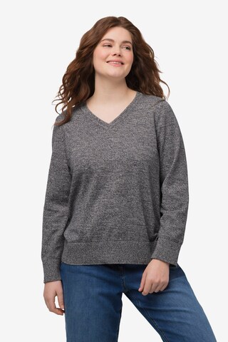 Ulla Popken Pullover  (GOTS) in Grau