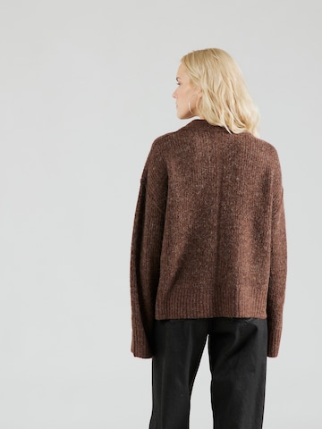 TOPSHOP Sweter w kolorze brązowy