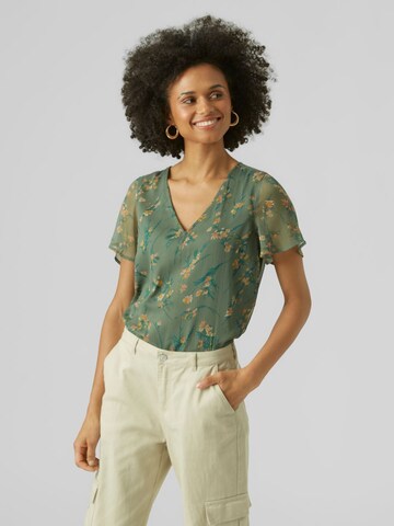 VERO MODA Blouse 'SMILLA' in Groen: voorkant