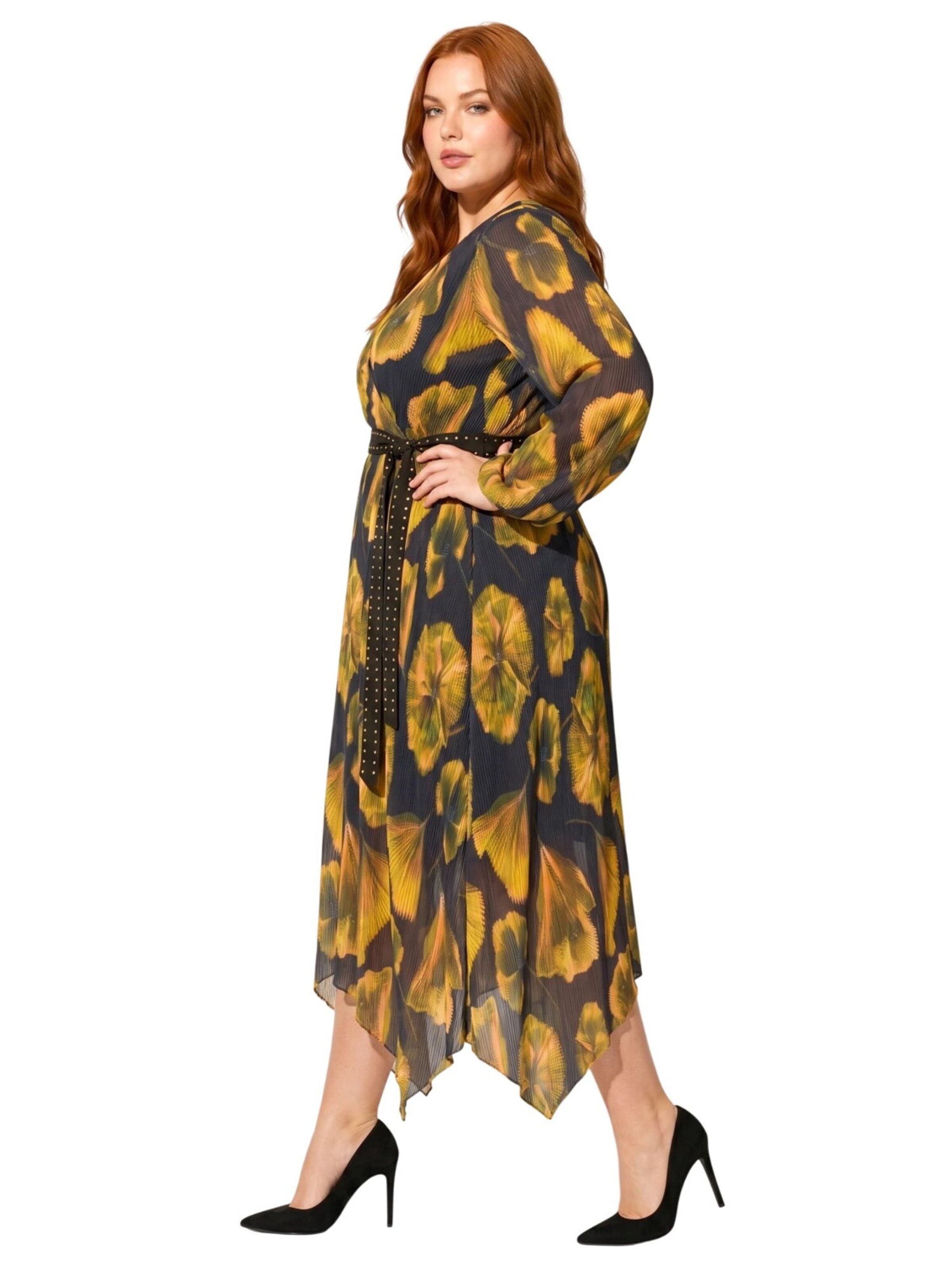 Shape Of You Dress in Black