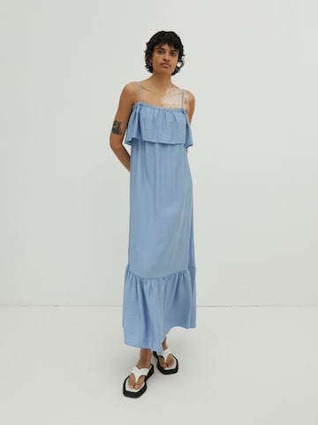 EDITED Dress 'Madeleine' in Blue: front