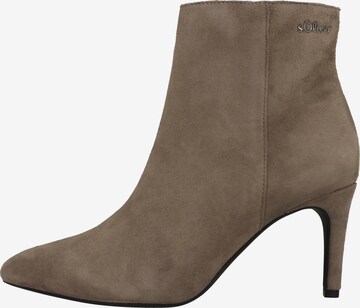s.Oliver Ankle Boots in Grau