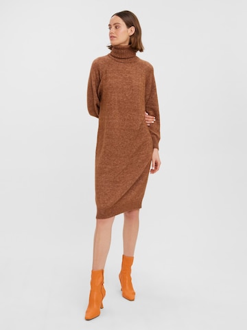 VERO MODA Knitted dress 'Daniela' in Brown: front