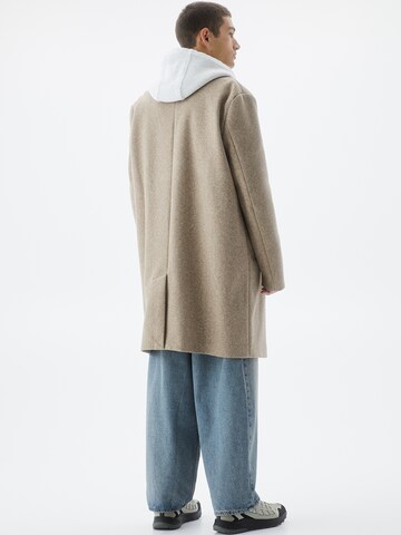 Pull&Bear Mantel in Beige