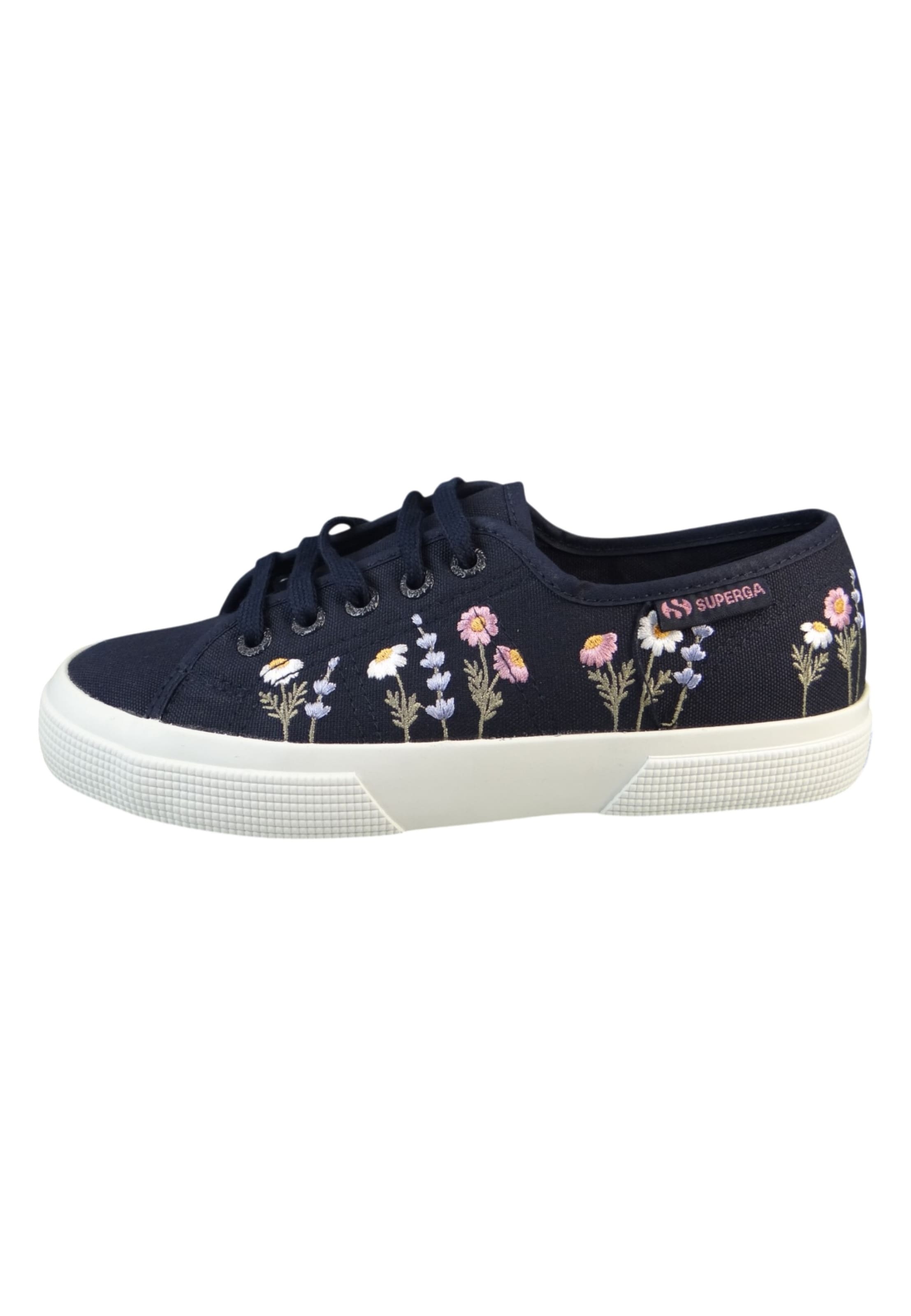 SUPERGA Sneaker in Schwarz