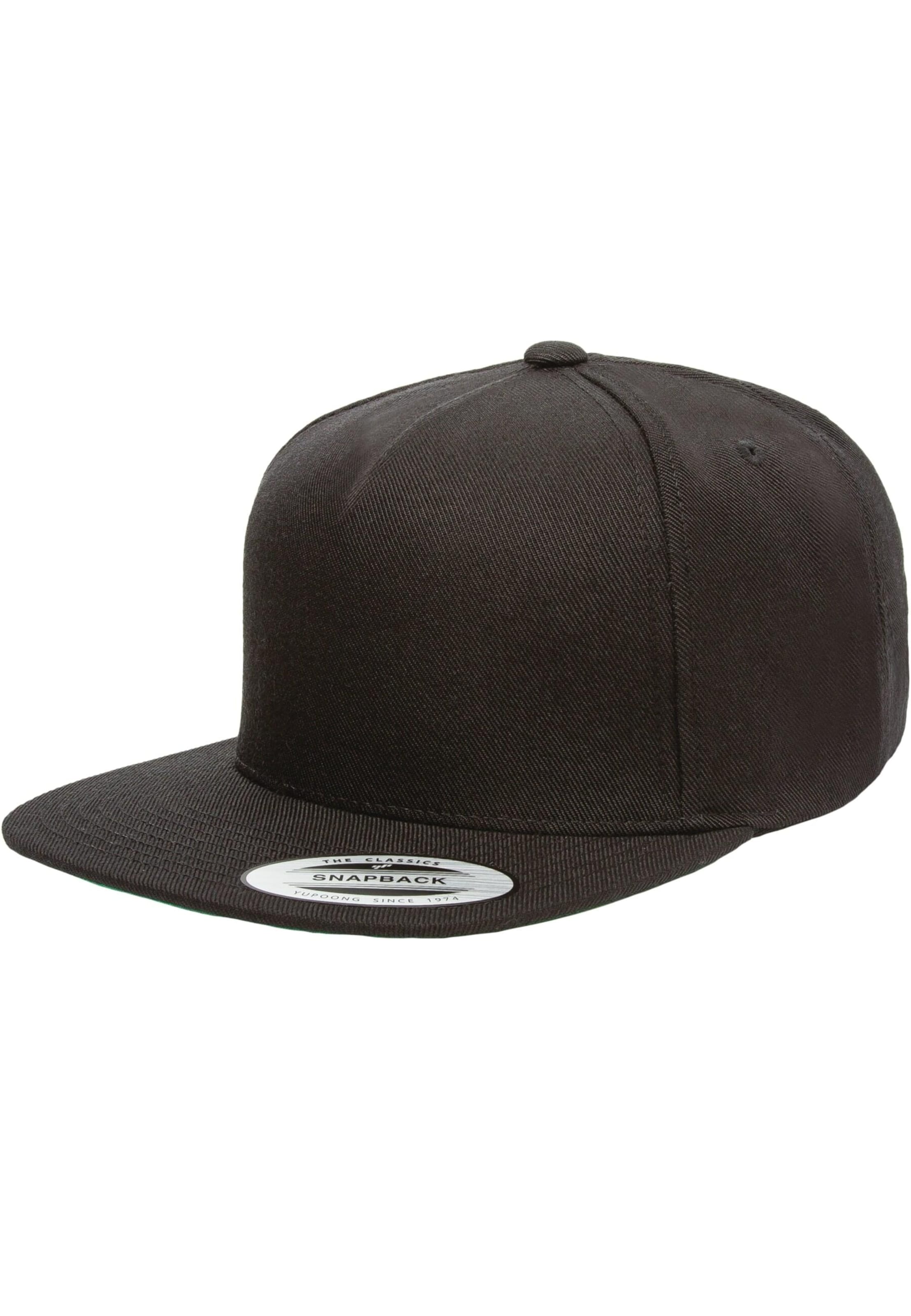 Flexfit Cap 'Premium' in Black: front