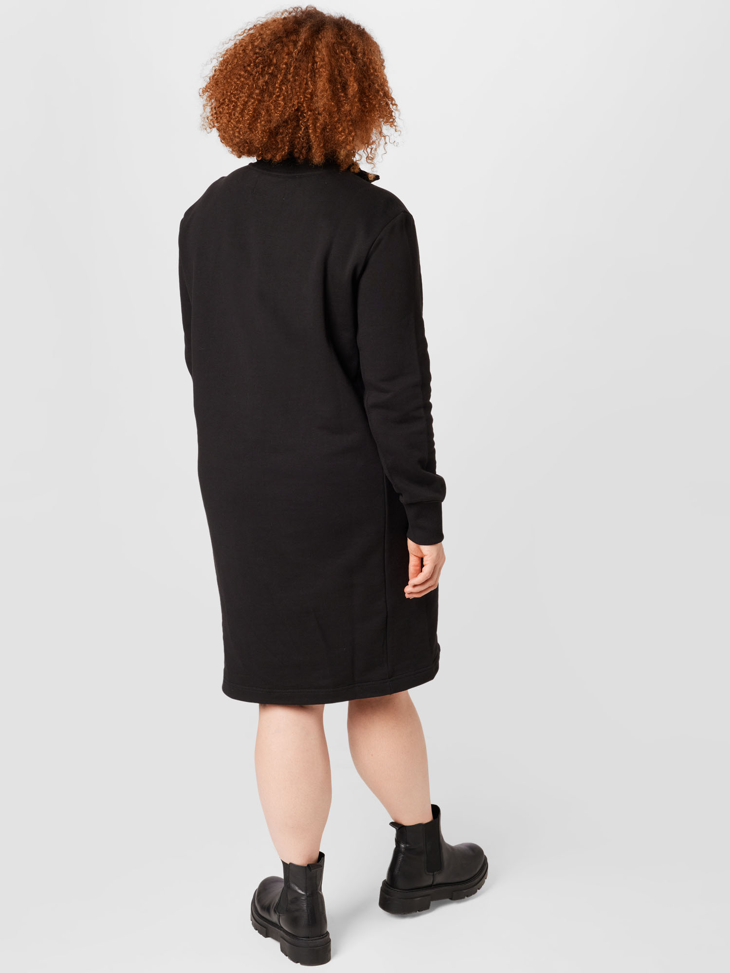 Odzież Kobiety Calvin Klein Jeans Curve Sukienka w kolorze Czarnym 