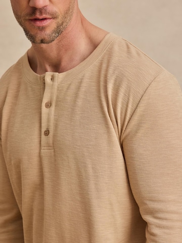 DAN FOX APPAREL - Camiseta 'Tjark' en beige