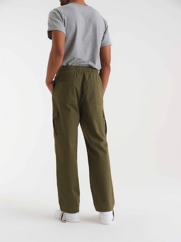 ABOUT YOU x Kevin Trapp Regular Cargo Pants 'Joscha' in Green